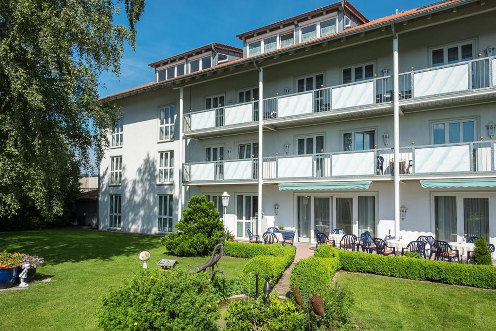 Hotel St. Martin Marktoberdorf Extérieur photo