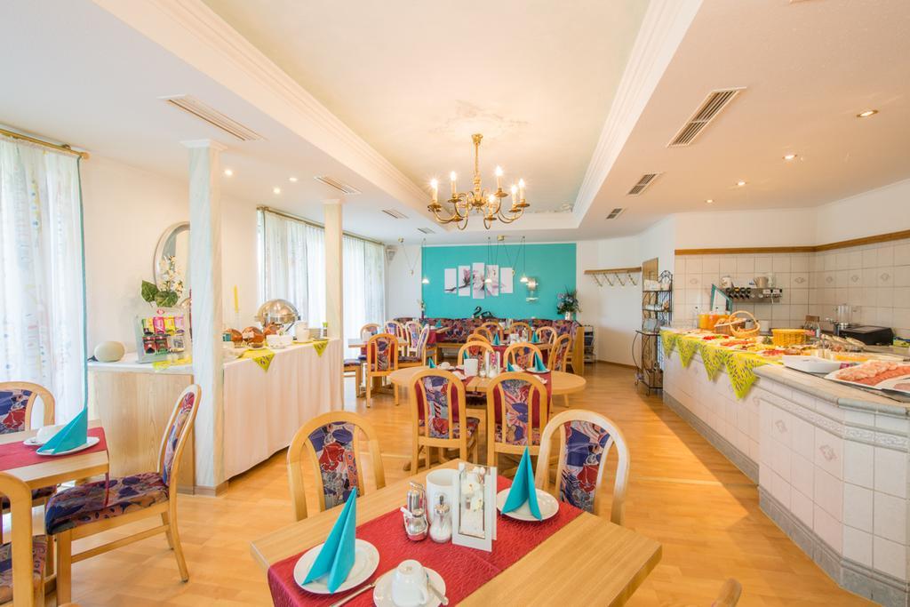 Hotel St. Martin Marktoberdorf Extérieur photo